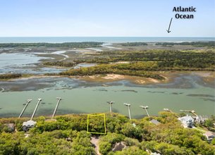 Waterfront Lot In Prestigious Kiawah River Estates